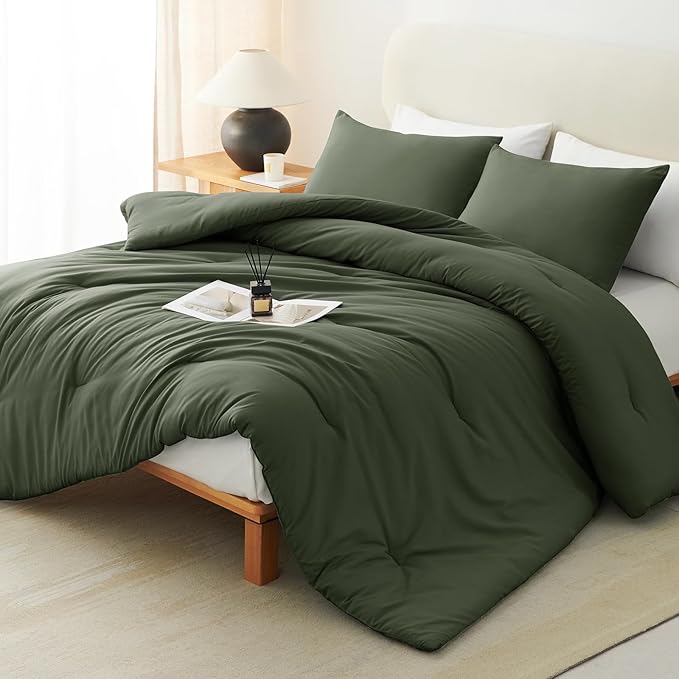 Queen Comforter Set, 3 Pieces Down Alternative Bedding, Dark Green | 270 GSM All Season Comforter with 4 Corner Ties for Use as a Duvet Insert, OEKO-TEX Certified, 2 Pillowcases, 88 x 88 in