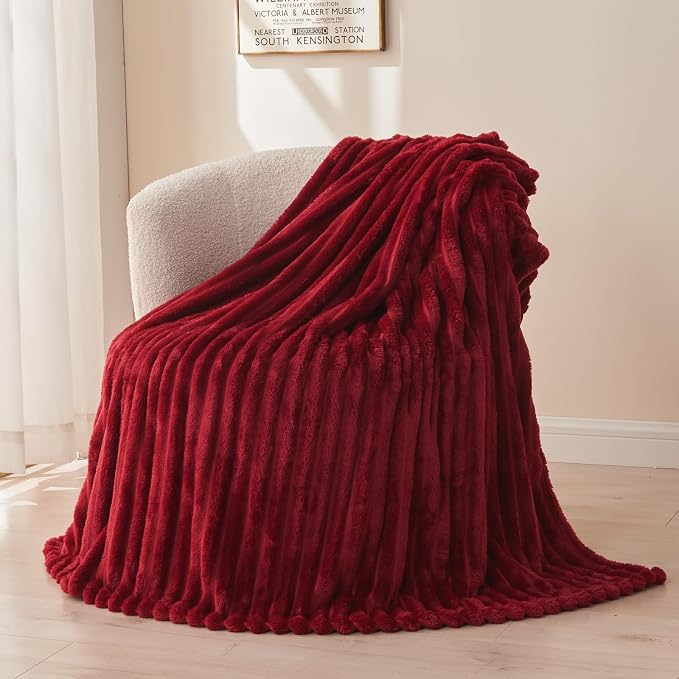 NEWCOSPLAY Fleece Ribbed Cozy Queen Blanket for Couch, Red, 90"x90" | Premium Silky Flannel Blanket, Soft Lightweight Fluffy Throw Blanket for Bed Sofa Decor, Gift for All Season Use