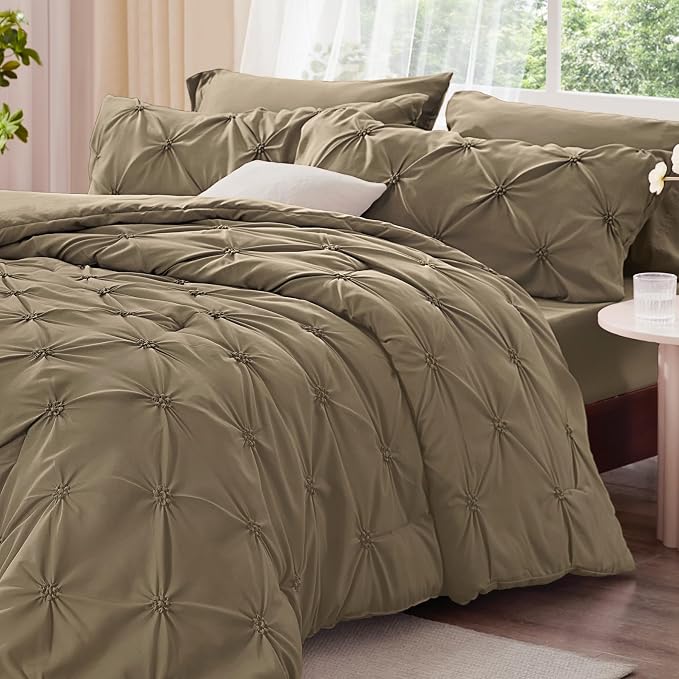 BEDELITE Queen Comforter Set Light Brown,Lightweight & Soft Comforter | Pintuck Boho Bedding, Warm & Cute Bed Set for All Season,With 2 Pillowcases