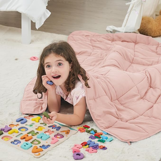 Weighted Blanket 3lbs, 36"x48", Cooling Heavy Throw Blanket for 20-40lbs, Microfiber Soft Big Blankets Weighted Comforter, Pink