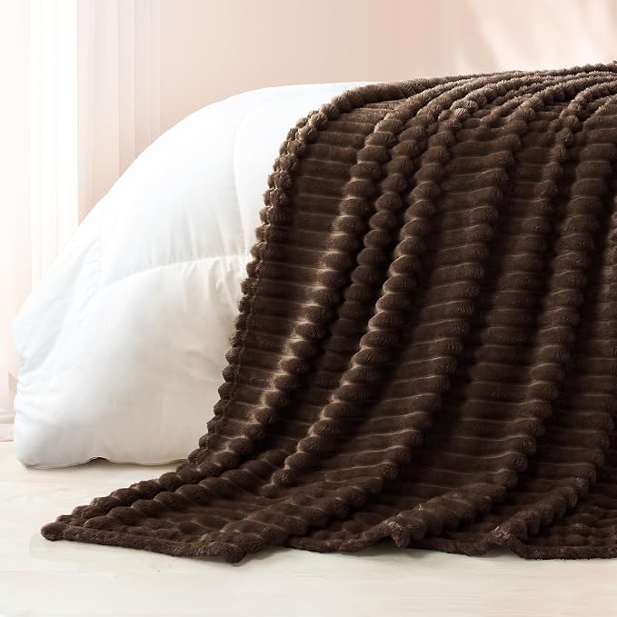 Exclusivo Mezcla Striped Fleece Throw Blanket for Couch, Sofa, Bed, 50"x60" | Soft Breathable Cozy Bed Blankets, Lightweight Plush Fluffy Fuzzy Jacquard Decorative Blankets