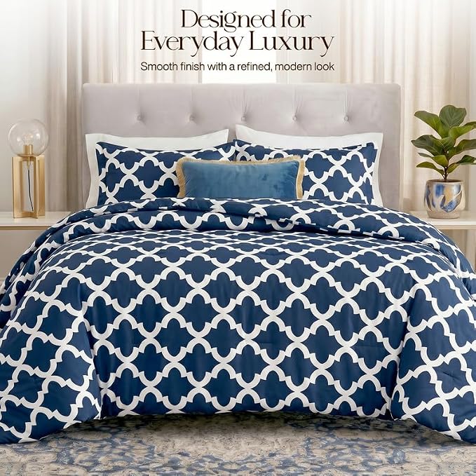 Utopia Bedding 3 Pc Queen Comforter Set, Printed Comforter, Navy | Comforter Set Includes Comforter (88x88) Inches, 2 Shams (20x26) Inches. Soft Microfiber Down Alternative, Machine Washable.