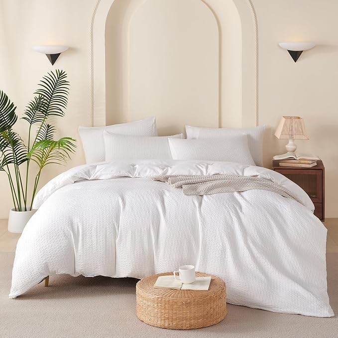 Comforter Set King Striped White - Luxury Soft Washed Microfiber Jacquard 3 Pieces Bedding Set for All-Season with 2 Pillowcases, Breathable Durable Comfy (White Striped)