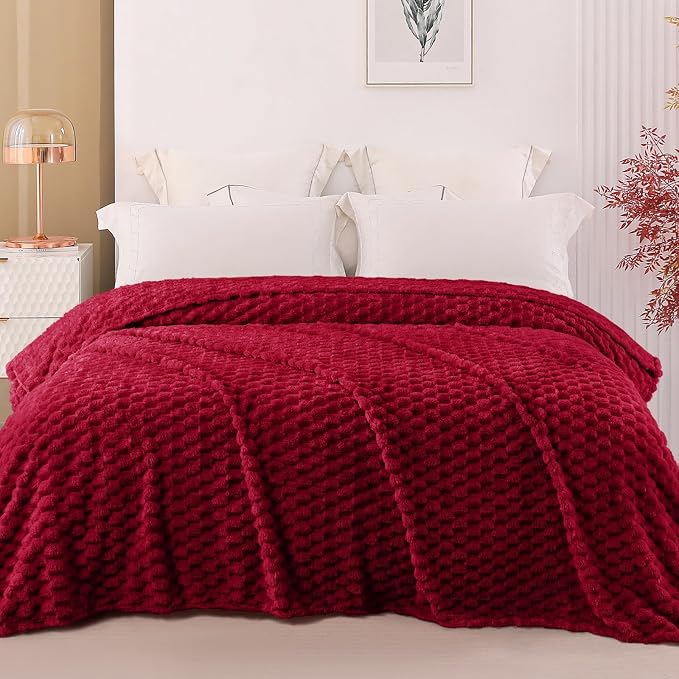 Exclusivo Mezcla 3D Fleece Twin Size Blanket for Bed, Deep Red | Extra Soft Fuzzy Plush Lightweight Bed Blankets, Cozy Fluffy Decorative Blankets for All Seasons, 60x80 Inches