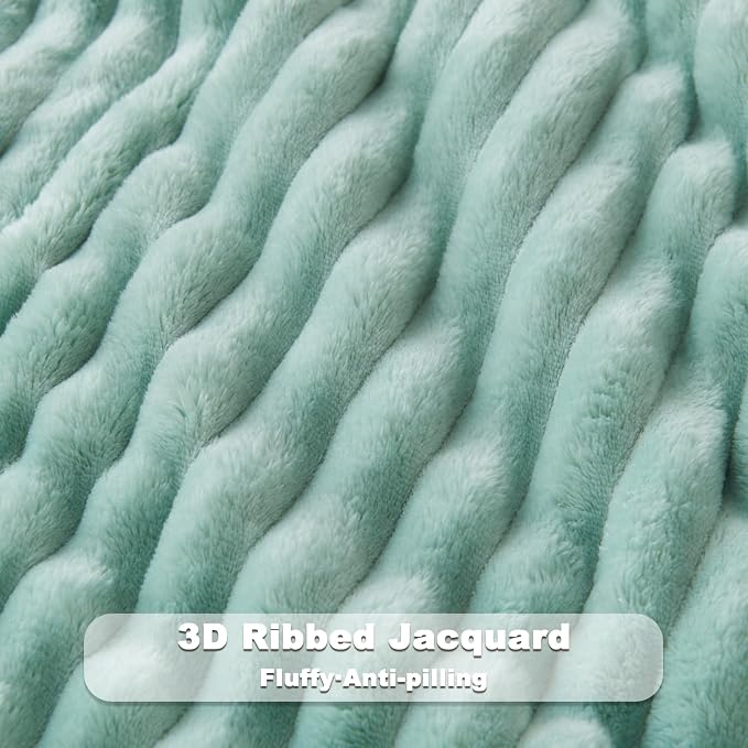 NEWCOSPLAY Fleece Ribbed Cozy Twin Blanket for Couch, Mint Green, 60"x80" | Premium Silky Flannel Blanket, Soft Lightweight Fluffy Throw Blanket for Bed Sofa Decor, Gift for All Season Use