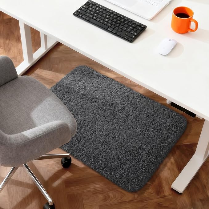 Fluffy Shaggy Small Area Rug, Dark Grey 2x4 Runner Rugs for Bedside Christmas Decor, Mini Fuzzy Plush Throw Rug, Soft Non-Slip Entryway Shag Catpet for Livingroom Holiday Home Aesthetic