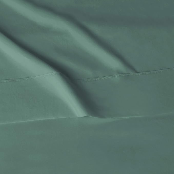 Amazon Basics Lightweight Super Soft Easy Care Wrinkle-Free Breathable Brushed Microfiber 3-Piece Bed Sheet Set with 14-Inch Deep Pockets, Twin XL, Emerald Green, Solid