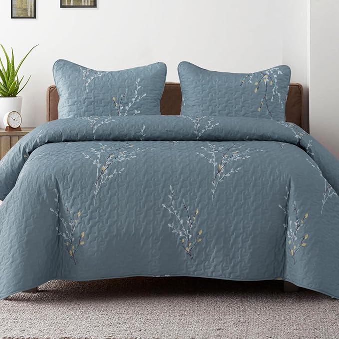 Exclusivo Mezcla Reversible Boho California King Quilt, Blue | Lightweight Soft Bedspreads, All Season Flowers Coverlet Bedding Set, Printed Floral Pattern, 1 Quilt and 2 Pillow Shams
