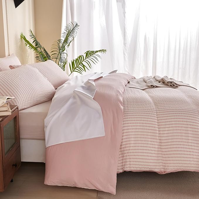 Comforter King Set Pink Striped Soft Luxury Washed Microfiber Jacquard 3 Pieces Bedding, White Pink Vertical Ticking Stripes Pattern Comforter with 2 Pillowcases Breathable Durable Comfy