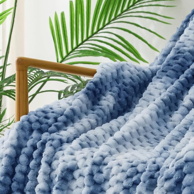 Exclusivo Mezcla 3D Fleece Twin Size Blanket for Bed, Tie-dye Blue | Extra Soft Fuzzy Plush Lightweight Bed Blankets, Cozy Fluffy Decorative Blankets for All Seasons, 90x66 Inches