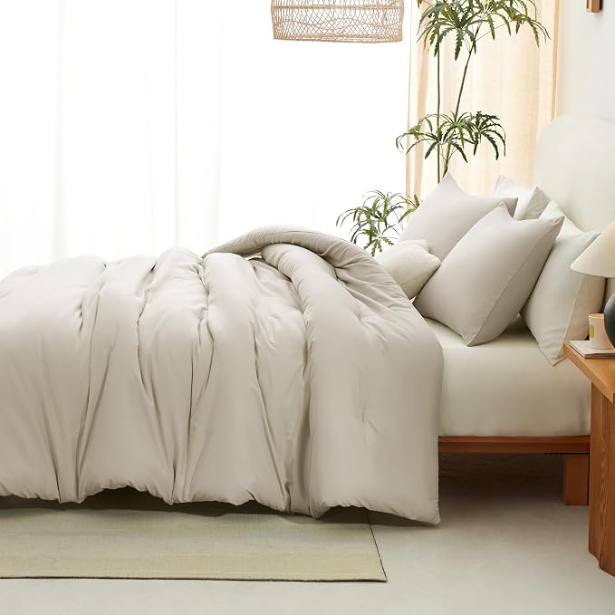 Full Comforter Set, 3 Pieces Down Alternative Bedding, Oatmeal | 270 GSM All Season Comforter with 4 Corner Ties for Use as a Duvet Insert, OEKO-TEX Certified, 2 Pillowcases, 82 x 86 in