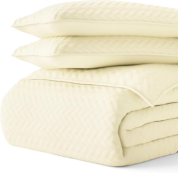Merit Linens Classic Quilt Coverlet Soft Set in Herringbone Stitching - King/Cal-King Yellow