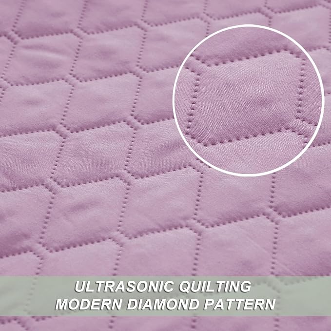 Exclusivo Mezcla Reversible Twin Quilt Bedding Set, Lilac | Lightweight Bedspreads with 1 Pillow Sham, Soft Microfiber, All Season Bed Coverlets for Dorm Bedroom Guest Room, 68x88 Inch