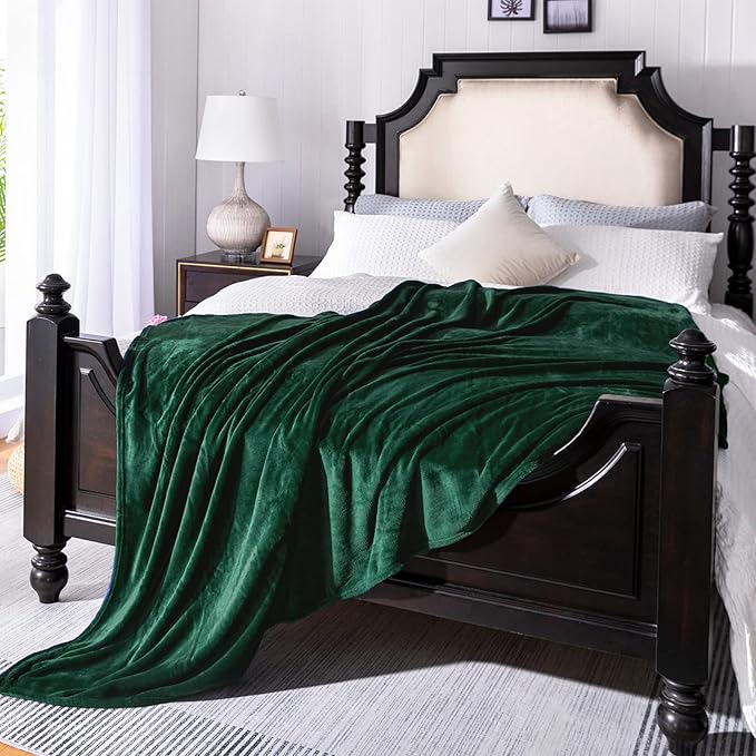 Forest Green Fleece Plush Throw Blanket 50"x60"for Couch Fuzzy Cozy Flannel | Super Soft Lightweight Microfiber Blanket for Sofa Bed bedroom Home Decor All Season,Birthday Gifts for Women Mom Adult