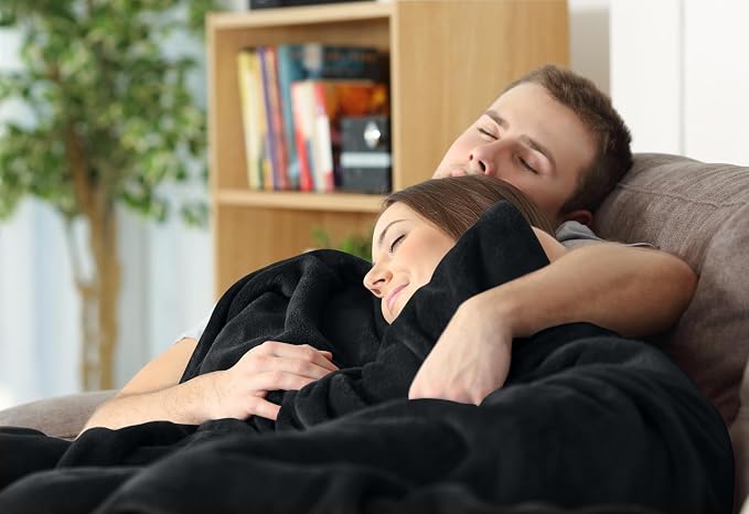 Utopia Bedding Ultra Soft Fleece Bed Blanket Queen Size Black (90x90 Inch) | Microfiber Plush Warm Lightweight Breathable Cozy Blanket Anti-Static, All Season Use, Gift for Women and Men