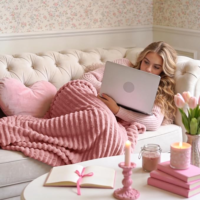 BEDELITE 3D Ribbed Jacquard Pink Fleece Throw Blanket for Couch, 50x70 Inch | Soft Warm Decorative Fluffy Blanket, Cozy Plush Lightweight Fuzzy Throw Blanket for Bed Sofa Home Room Decor, Gift for Women