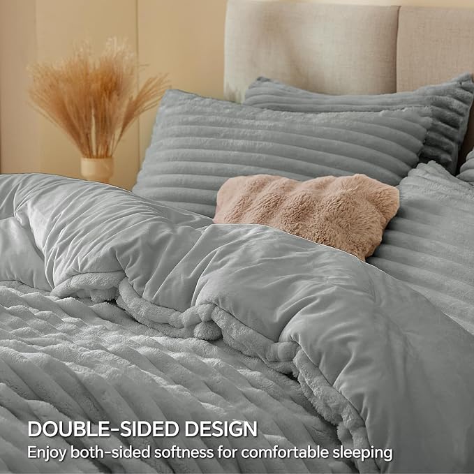 BEDELITE Fleece Oversized Queen Comforter Set, Fluffy Bed Set, Light Grey | Super Soft & Warm Bedding, Luxury Fuzzy Faux Fur Comforter for Winter, Heavy Plush Bedding, with 2 Pillowcases