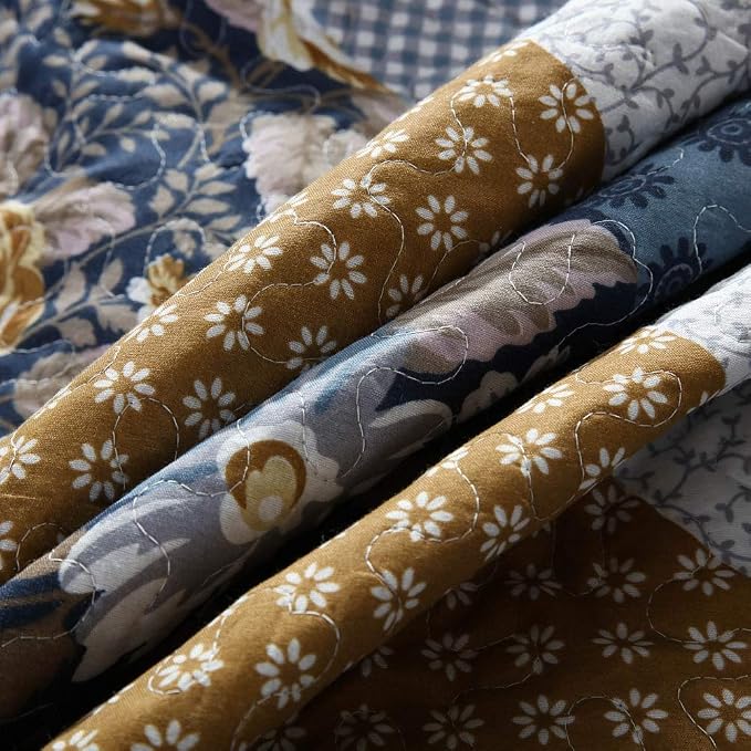 Quilt Bedspread Sets-Checkered Floral Reversible Coverlet Set,Queen Size