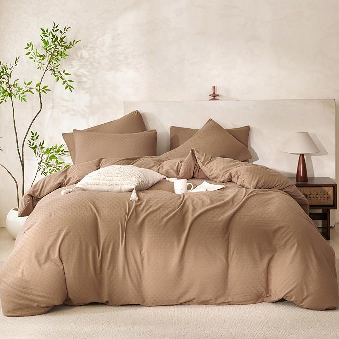 Dark Brown Comforter Set Queen Size Polka Dot Soft Luxury Washed Microfiber Jacquard 3 Pieces Bedding, Dark Brown Dot Pattern Comforter with 2 Pillowcases Breathable Durable Comfy