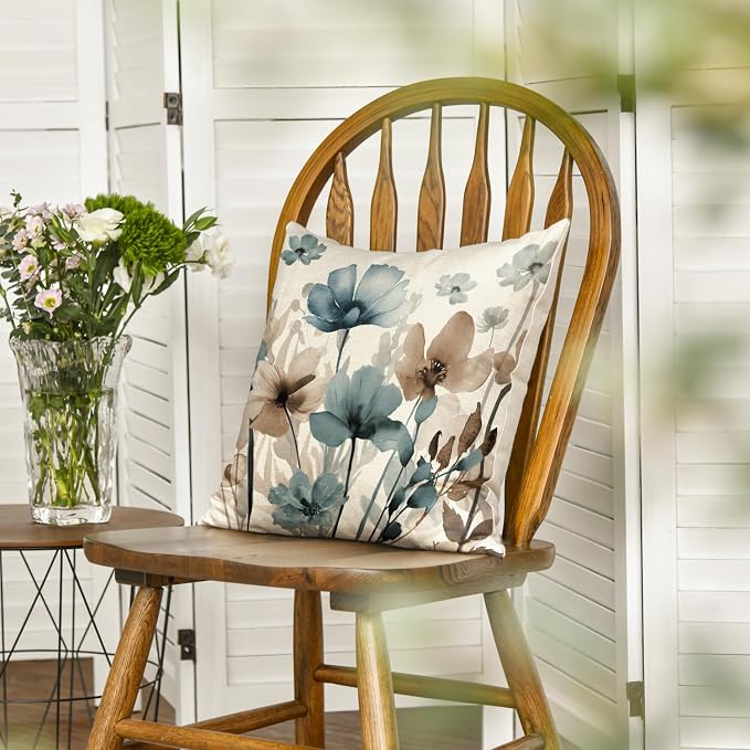 AVOIN colorlife Poppy Flowers Blue Brown Throw Pillow Cover 18x18 Inch | Chinoiserie Seasonal Leaves Cushion Case Decoration for Sofa Couch Farmhouse