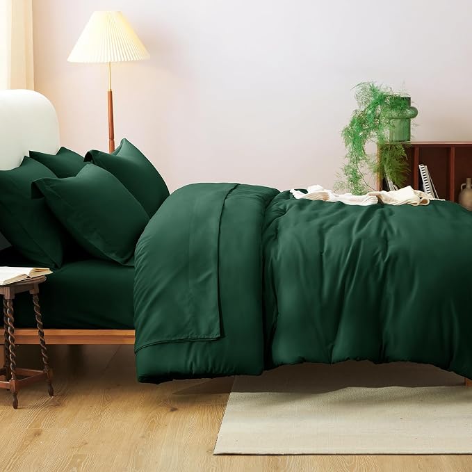 Full Size Comforter Set Emerald Green, 7 Pieces Bed in a Bag | OEKO-TEX Certified, All-Season, Bedroom, 240GSM Down Alternative Comforter, Flat & Fitted Sheets, 2 Pillowcases & 2 Shams