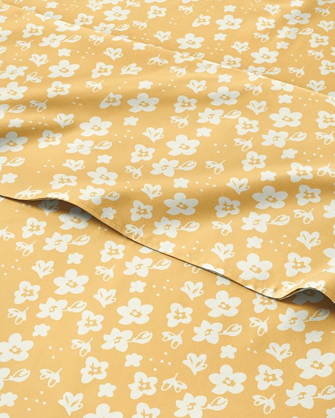 Full 4 Piece Floral Sheet Set - Soft, Breathable & Cooling - Yellow Meadow | 1 Flat, 1 Fitted & 2 Pillowcases w/ Deep Pockets, Boho Botanical Floral Bedding, Breathable & Cooling, Wrinkle & Fade Free