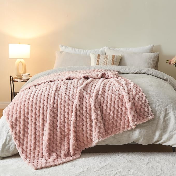 NEWCOSPLAY Fleece Clouds Cozy Throw Blanket for Couch, Pink, 50"x60" | Premium Silky Flannel Blanket, Soft Lightweight Fluffy Throw Blanket for Bed Sofa Decor, Gift for All Season Use