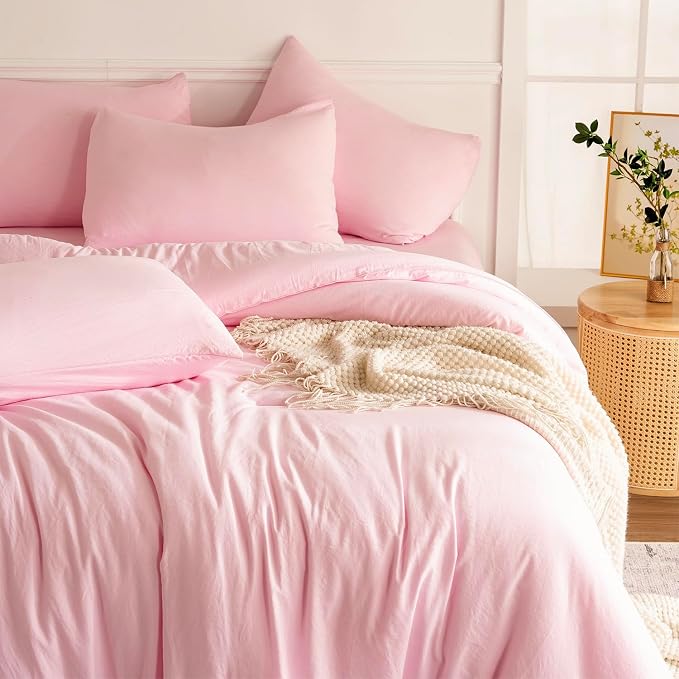 King Comforter Pink Set 3 Pieces Soft Bedding Bright Comforter King Lightweight Light Pink Style Comforter Set for All Seasons 1 Comforter and 2 Pillowcases (Pink, King)