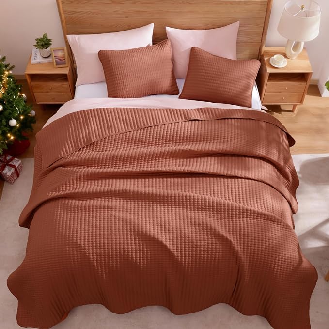 Queen Quilt-Lightweight Bedspreads Queen Size Quilt Bedding Set | Soft Coverlet with 2 Pillow Shams for All Seasons, Suitable for Bed, Couch, 3 Pieces, 90"x94"