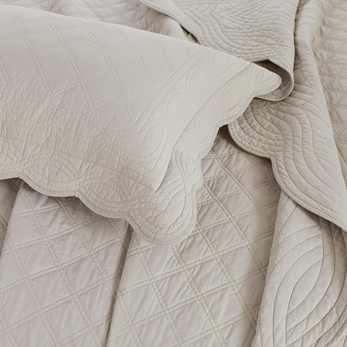 meadow park Quilt Set King Size - 3 Pieces, 100% Cotton Lightweight Coverlet with Diamond Pattern and Scallop Edges, Ultra Soft, Pet-Friendly, All-Season Use, Taupe
