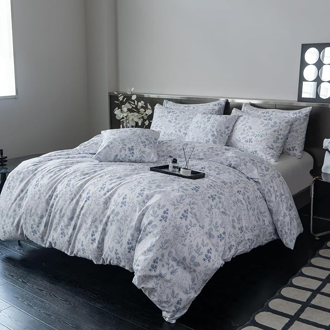 King Size Floral Comforter Set 3 Pieces Soft Chic Garden Style Blue Print Lightweight Botanical Flower Comforter Set for All Seasons 1 Comforter and 2 Pillowcases