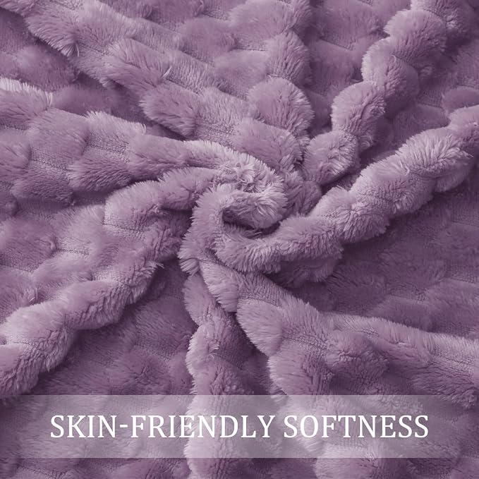 Exclusivo Mezcla 3D Fleece Queen Size Blanket for Bed, Grayish Purple | Extra Soft Fuzzy Plush Lightweight Bed Blankets, Cozy Fluffy Decorative Blankets for All Seasons, 90x90 Inches