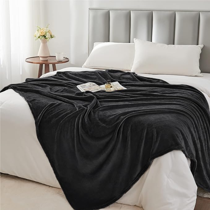 BEDELITE Fleece Blanket Soft Plush Twin Size Blanket Black 60"x80" | Ultra Soft Fleece, Plush Microfiber, Lightweight Warmth, All Season Comfort, Fade Resistant, Machine Washable, Couch Sofa Bed