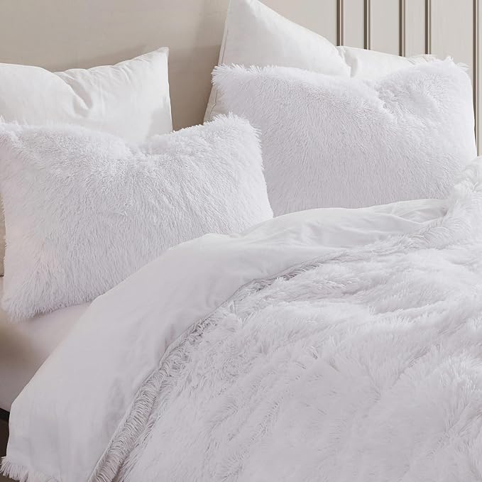 King Luxury Faux Fur Comforter Set - Soft & Breathable 7-Piece Bedding Collection - 1 Comforter, 1 Fitted Sheet, 1 Flat, 2 Pillowcases, 2 Pillow Shams - Deep Pocket - Premium Quality, White