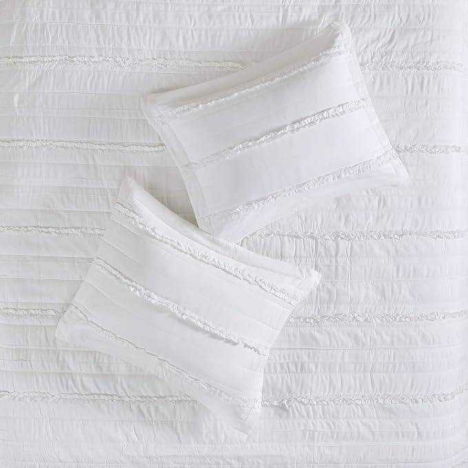 Madison Park Modern All-Season Breathable White Queen Quilt Set, 4pc | Down Alternative Bedding Set, Lightweight, Machine Washable, Easy Care, Cozy, Coverlet, Soft, Warm