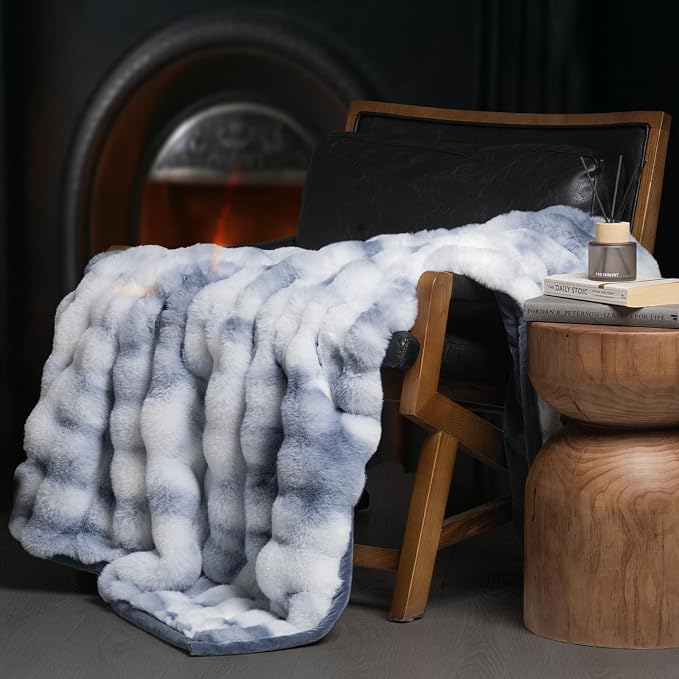 EverGrace Faux Rabbit Fur Bubble Throw Blanket, 50"x60", Cloud Blue | Ultra Soft, Luxury Faux Rabbit Fur Throw, Thick Warm Bubble Blanket, Cozy Fluffy Reversible, for Bed, Couch, Chair, Sofa