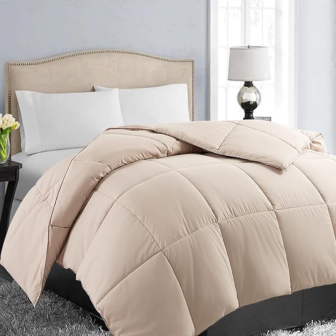 EASELAND Full Size Down Alternative Comforter, Beige, 82x86 Inches | Quilted Duvet Insert for All Seasons, Soft Lightweight Bedding with Corner Tabs, Breathable Machine Washable Hotel Quality