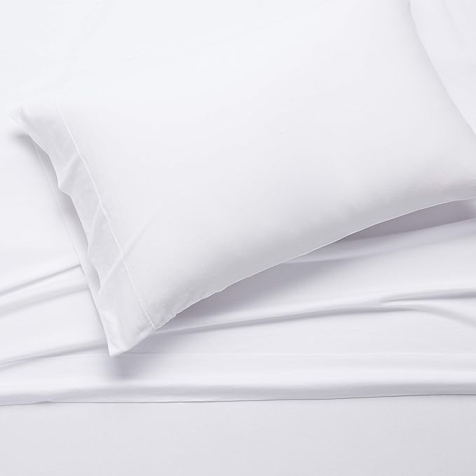 Amazon Basics Breathable, Stretchy 100% Cotton Jersey 3-Piece Bed Sheet Set, Includes Flat and Fitted Sheets, Pillowcase, Twin, White (Pack of 2)