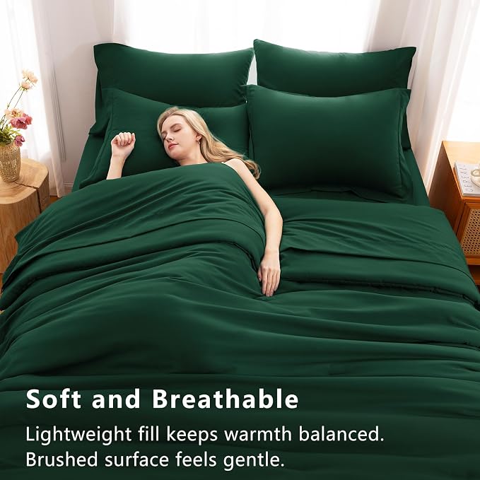 Queen Comforter Set Emerald Green, 7 Pieces Bed in a Bag | OEKO-TEX Certified, All-Season, Bedroom, 240GSM Down Alternative Comforter, Flat & Fitted Sheets, 2 Pillowcases & 2 Shams