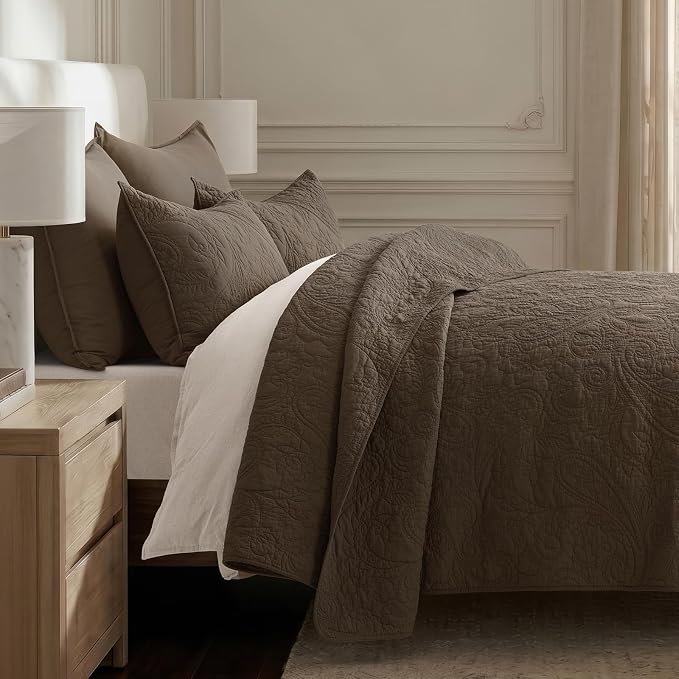 EVERGRACEHOME 100% Cotton Paisley Quilt Set, Queen Size, Cocoa Brown | Prewashed for Softness, Year-Round Breathability, Gift-Ready Box, Matelasse-style Quilted Coverlet, 3 Piece Set with 2 Shams