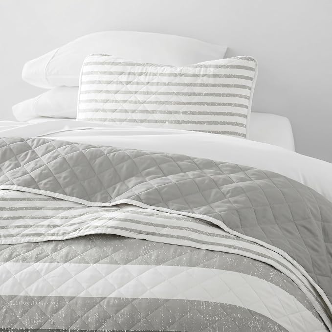 Merit Linens Soft Quilt Coverlet Bedding Set - Pattern/Solid Reversible - Twin/TwinXL Light Gray