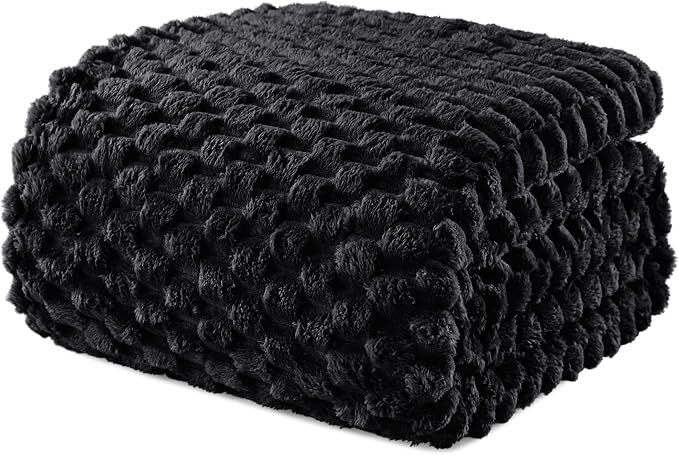Exclusivo Mezcla 3D Fleece King Size Blanket for Bed, Black | Extra Soft Fuzzy Plush Lightweight Bed Blankets, Cozy Fluffy Decorative Blankets for All Seasons, 90x104 Inches
