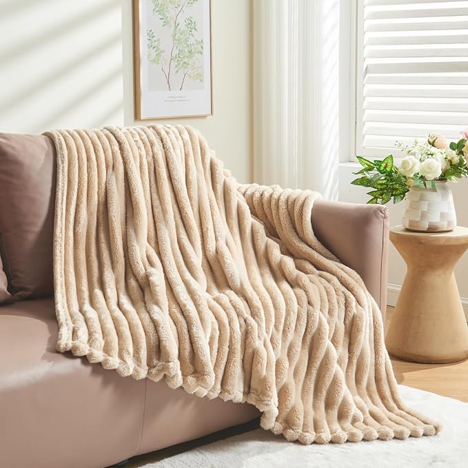 NEWCOSPLAY Fleece Ribbed Cozy Twin Blanket for Couch, Brown, 60"x80" | Premium Silky Flannel Blanket, Soft Lightweight Fluffy Throw Blanket for Bed Sofa Decor, Gift for All Season Use