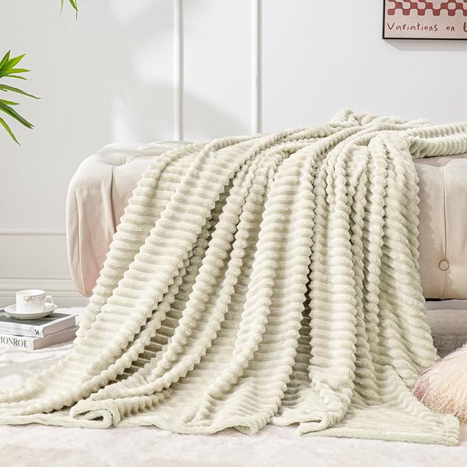 BEDELITE Ribbed Jacquard Beige Fleece Throw Blanket for Couch, 50x70 Inch | Soft Warm Decorative Fluffy Blanket, Cozy Plush Lightweight Fuzzy Throw Blanket for Bed Sofa Home Room Decor, Gift for Women