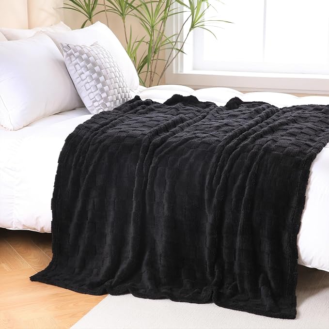 Black Fleece Throw Blanket 50”×60”Checkered Design for Couch Sofa | Super Soft Cozy Plush Microfiber 3D Square Pattern Flannel Blanket for Bed Lightweight for Adults,Women