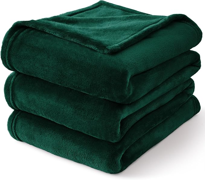 BEDELITE Fleece Blanket Soft Plush Twin Size Blanket Forest Green 60"x80" | Ultra Soft Fleece, Plush Microfiber, Lightweight Warmth, All Season Comfort, Fade Resistant, Machine Washable, Couch Sofa Bed