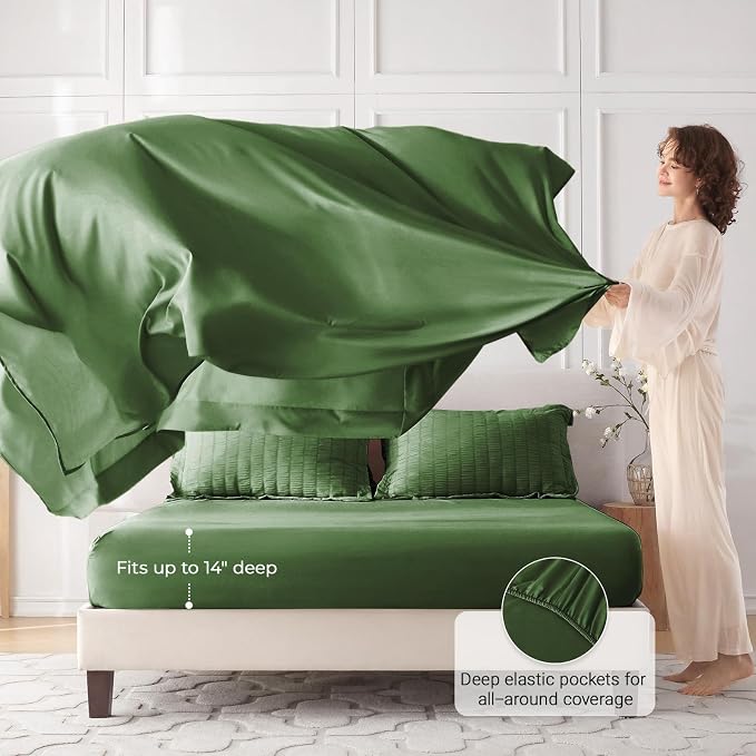 7 Pieces Queen Comforter Set, Seersucker Bed in a Bag Queen Size, All Season Luxury Bedding Set with Comforter, Flat Sheet, Fitted Sheet, Pillowcases & Shams, Dark Green