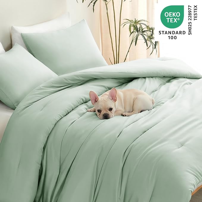 King Comforter Set, 3 Pieces Down Alternative Bedding, Sage Green | 270 GSM All Season Comforter with 4 Corner Ties for Use as a Duvet Insert, OEKO-TEX Certified, 2 Pillowcases, 102 x 90 in