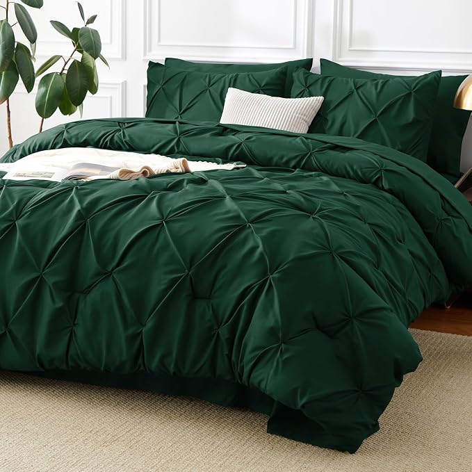 Oversized Queen Comforter Set Emerald Green, 7 Pieces Bed in a Bag | OEKO-TEX 100 Certified, 240GSM All Season, Bedroom, Guest Room, Down-Alternative Comforter, Sheets, Pillowcases & Shams