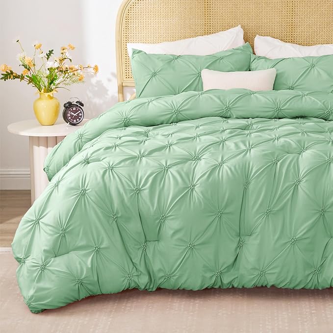 BEDELITE Queen Comforter Set Sage-Green,Lightweight & Soft Comforter | Pintuck Boho Bedding, Warm & Cute Bed Set for All Season,With 2 Pillowcases